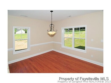 1132 Meadow Creek Rd, Fayetteville, NC 28304 - photo 4