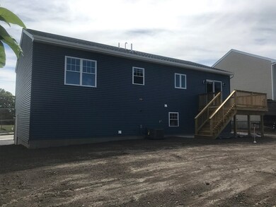 25 Pulaski St, Fall River, MA 02721 - photo 3