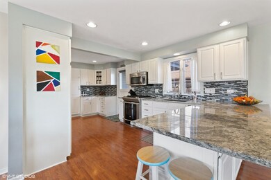 233 Nottingham Ave, Glenview, IL 60025 - photo 4