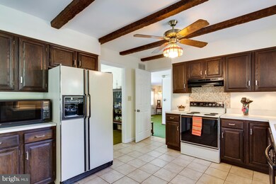 7000 Beachmont Dr, Sykesville, MD 21784 - photo 6