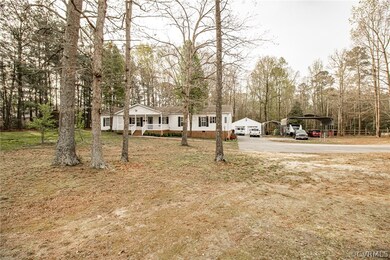 6501 W Quaker Rd, Disputanta, VA 23842 - photo 4