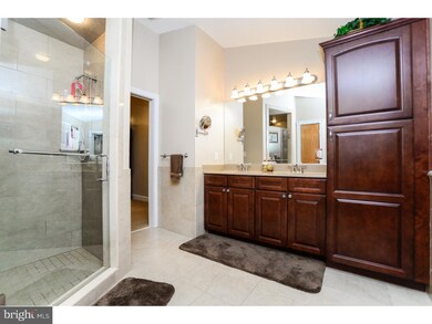 240 Roberts Ave, Woodbury, NJ 08096 - photo 3