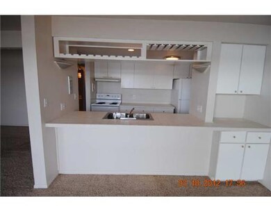 840 Cliffs Dr unit 103D, Ypsilanti, MI 48198 - photo 4