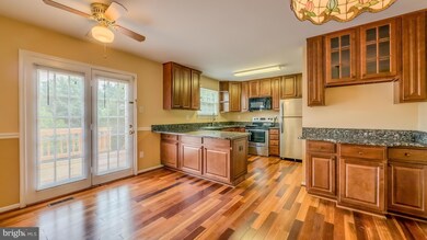 17749 Chipping Ct, Olney, MD 20832 - photo 6