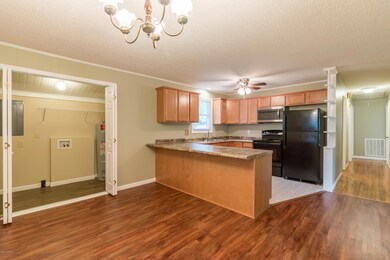 114 Tower Dr, Jacksonville, NC 28546 - photo 5