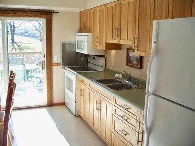 2641 W 56th St, Davenport, IA 52806 - photo 7