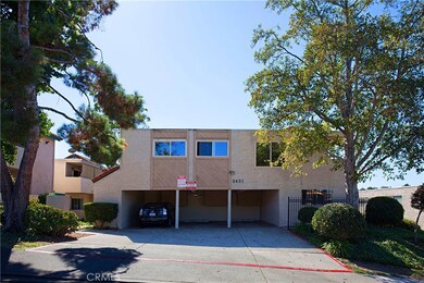 End unit, Nobody Above/Below!!