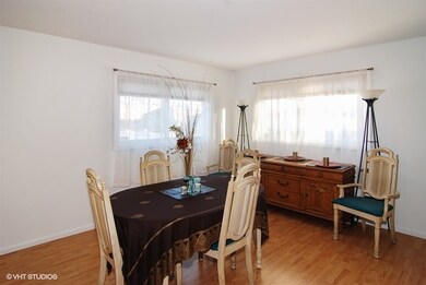 825 Bristol Ave, Westchester, IL 60154 - photo 6