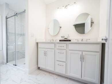 834 N Summit St, Wheaton, IL 60187 - photo 5