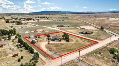 24851 N Mitchell Ln, Paulden, AZ 86334 - photo 2