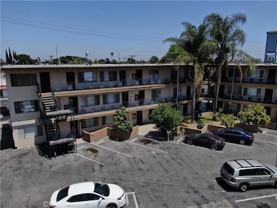 10355 Long Beach Blvd, South Gate, CA 90280 - photo 5