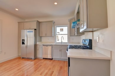 44 Prospect Hill St unit A (Left), Quincy, MA 02169 - photo 4