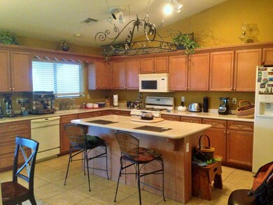Eat at kitchen Island