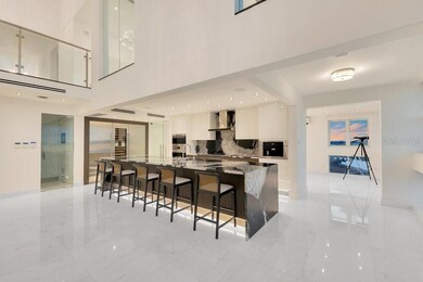Italian minimalist kitchen by Record Cucine
