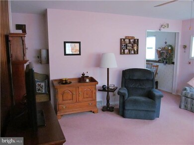 2426 Secane Rd, Secane, PA 19018 - photo 7