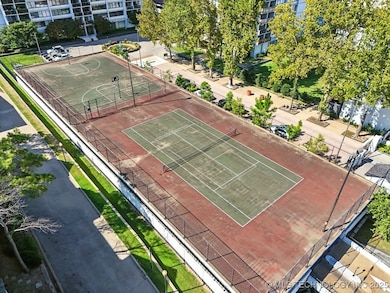 Central Park Residences unit 100-1709E, Tulsa, OK 74119 - photo 5