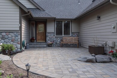 64481 Mcgrath Rd, Bend, OR 97701 - photo 5