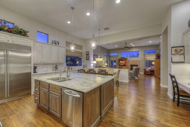 8718004_Kitchen and Family Room