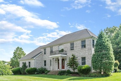 70 Bluebird Ln, Cranston, RI 02921 - photo 3