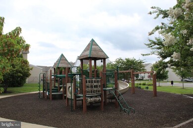 43705 Sweetbay St, California, MD 20619 - photo 5