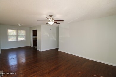 512 Dogwood Ln, Jacksonville, NC 28540 - photo 6