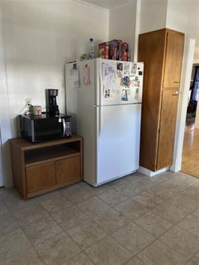 137 Library Ave, Rutland, VT 05701 - photo 3