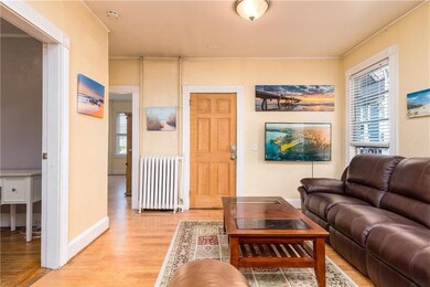 9 Ann St unit 1, Newport, RI 02840 - photo 3