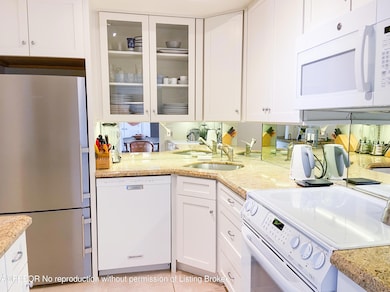 Lake Towers unit 609, Palm Beach, FL 33480 - photo 4