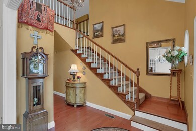 1043 Rick Rd, Reading, PA 19605 - photo 2