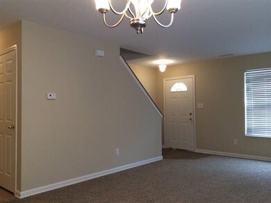 12332 Chiseled Stone Dr, Fishers, IN 46037 - photo 2