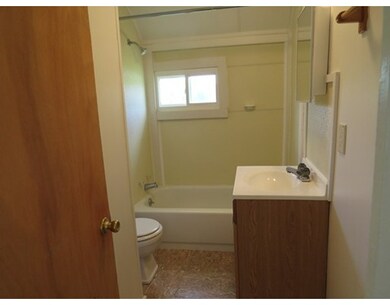 581 Drift Rd unit C, Westport, MA 02790 - photo 3