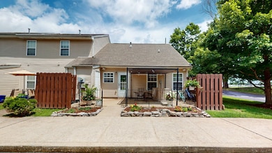 1141 Magnolia Dr, Franklin, TN 37064 - photo 2