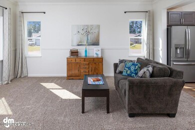 04-Living Room_DMD_4443