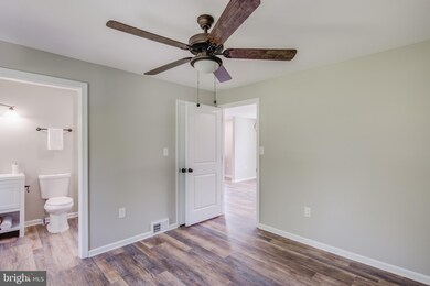 211 Moore St, Moorestown, NJ 08057 - photo 5