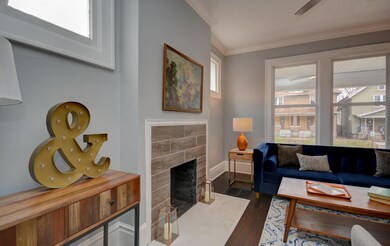 Living Room (4)