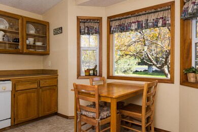 63425 Mustang Rd, Bend, OR 97701 - photo 7