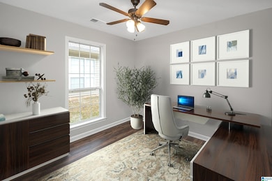 392 Camden Cove Cir, Calera, AL 35040 - photo 4