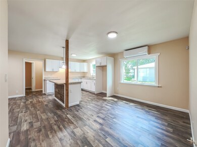 10502 Bucknell Rd, Houston, TX 77016 - photo 7