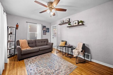 3520 27th Place, Des Moines, IA 50310 - photo 3