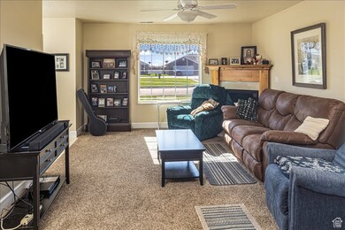 275 W 60 S, Hyde Park, UT 84318 - photo 5