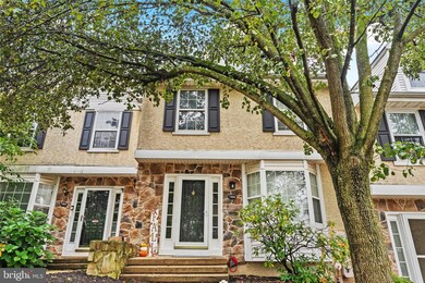 1504 Coventry Pointe Ln, Pottstown, PA 19465 - photo 2