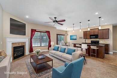 870 E Purple Martin St, Nixa, MO 65714 - photo 2