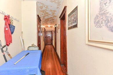180 Winthrop St, Roxbury, MA 02119 - photo 4