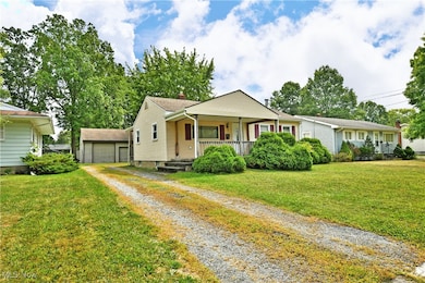 1529 Difford Dr, Niles, OH 44446 - photo 2