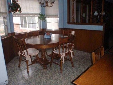 5912 N Sterling Dr, Oklahoma City, OK 73122 - photo 4