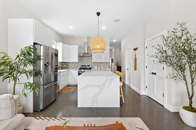 192 Congress St unit 1, Jersey City, NJ 07307 - photo 5