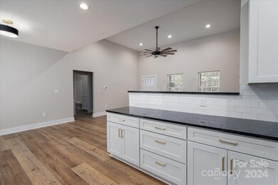 2462 Shoal Rd unit 11, Crouse, NC 28033 - photo 6