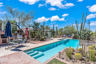 54-Pool & Spa