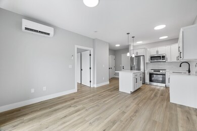 300 Harbour Close unit R, New Haven, CT 06519 - photo 4