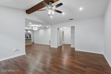 5340 Coronet Dr, Jacksonville, FL 32205 - photo 4